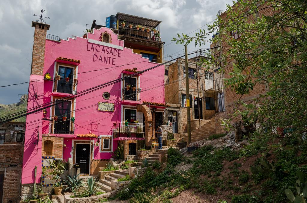 Hostal Casa De Dante Γκουαναχουάτο Εξωτερικό φωτογραφία