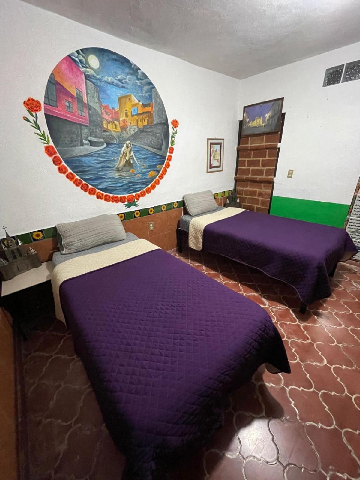 Hostal Casa De Dante Γκουαναχουάτο Εξωτερικό φωτογραφία