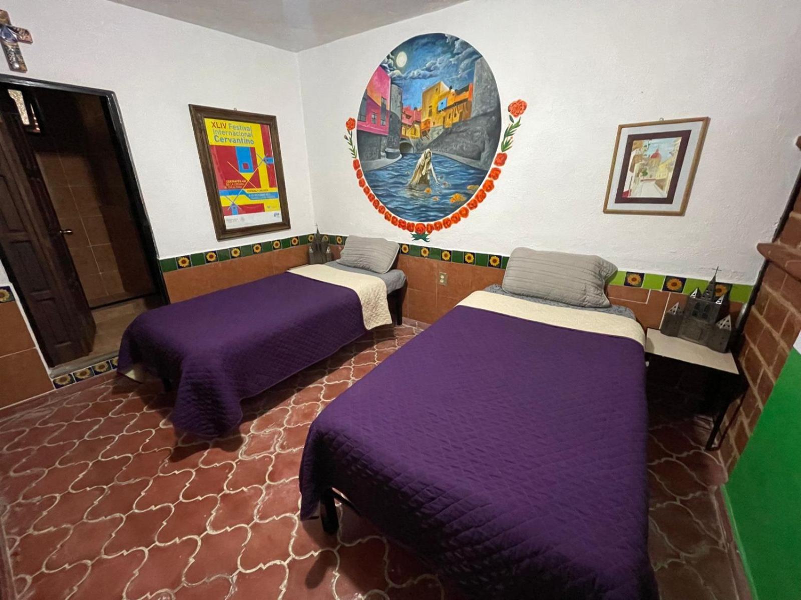 Hostal Casa De Dante Γκουαναχουάτο Εξωτερικό φωτογραφία