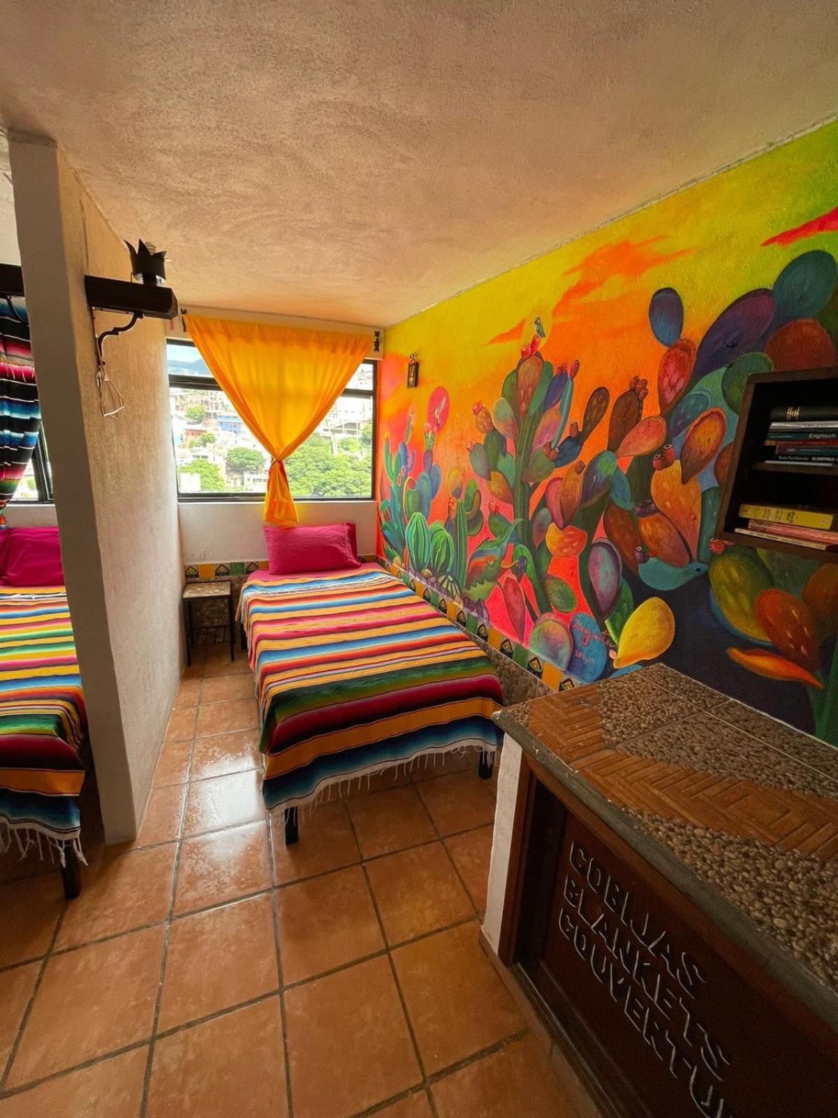 Hostal Casa De Dante Γκουαναχουάτο Εξωτερικό φωτογραφία