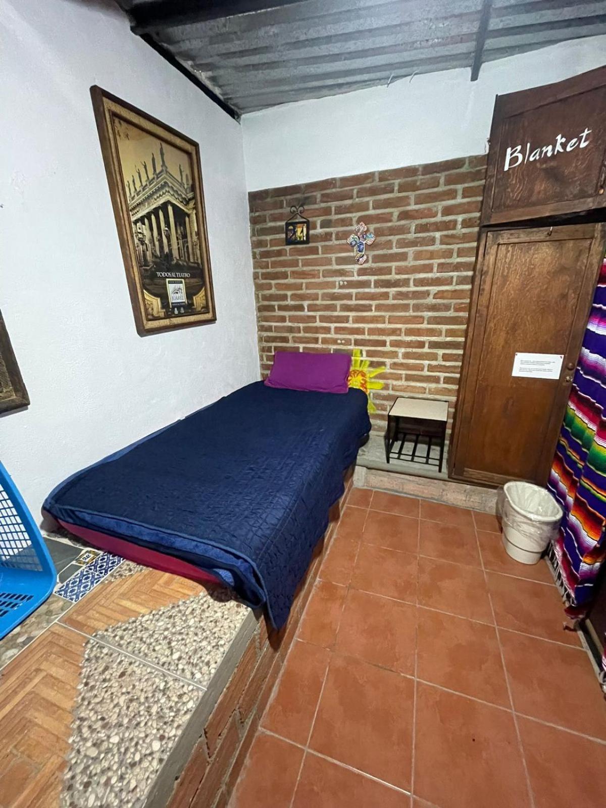 Hostal Casa De Dante Γκουαναχουάτο Εξωτερικό φωτογραφία