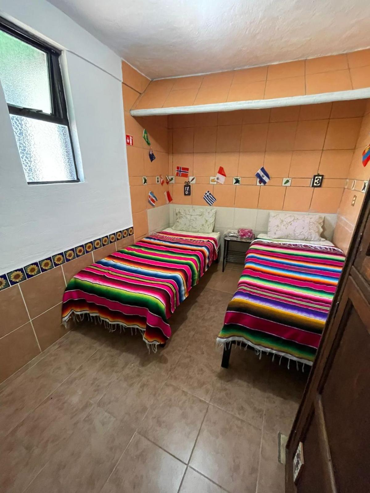 Hostal Casa De Dante Γκουαναχουάτο Εξωτερικό φωτογραφία