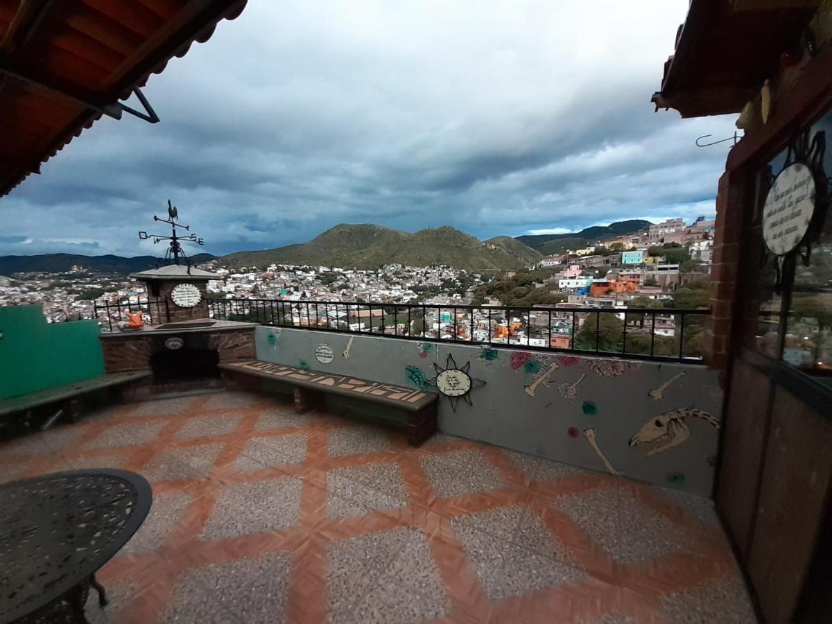 Hostal Casa De Dante Γκουαναχουάτο Εξωτερικό φωτογραφία